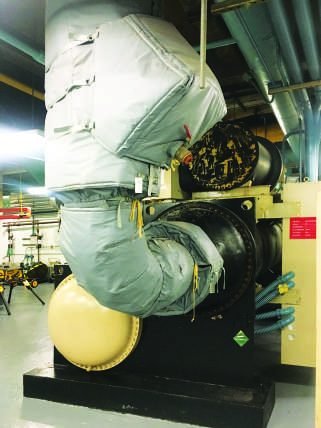 Prefabricated removable insulation mattress fitted to plant equipment
