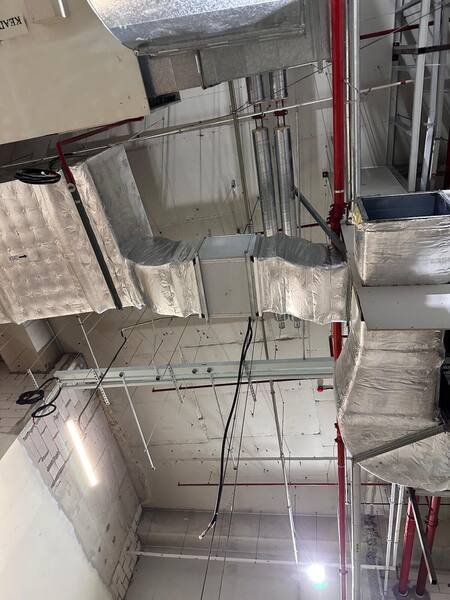 Insulated duct branches and supports at high level